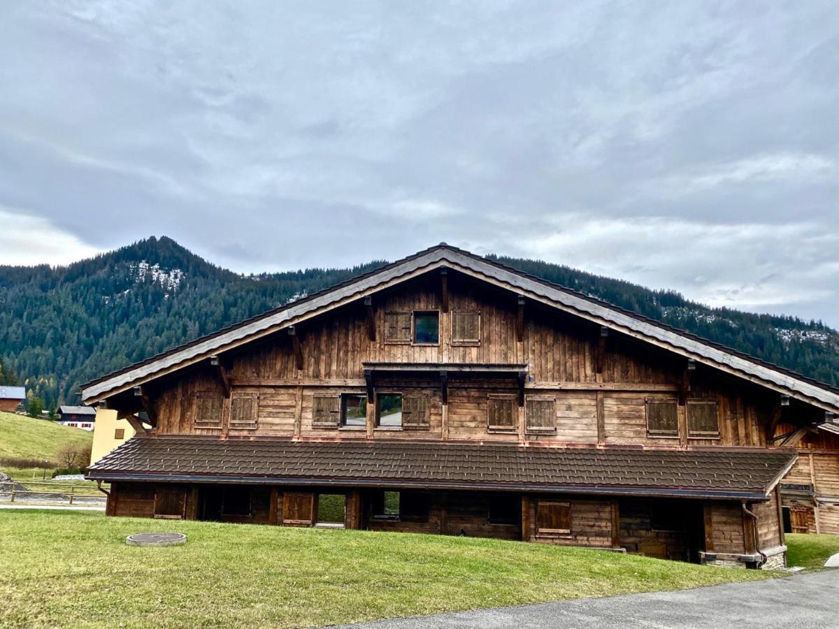 Le Nid Du Corbeau Villa Morgins Bagian luar foto